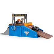 Monster Jam Mini Freestyle Flip Arena Playset