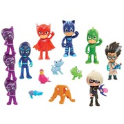 PJ Masks Deluxe Figure Set 16 Pieces (Frustration free packaging)
