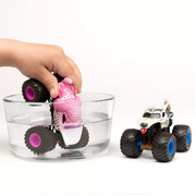 Monster Jam Color-Change 1:64 2 Pack Dirty to Clean Mutt Poodle vs Mutt Husky Trucks