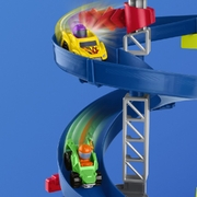 Fisher Price Little People Hot Wheels Spiral Stunt Speedway Toddler Race Track Playset