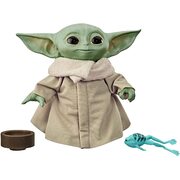 Star Wars The Child The Mandalorian Talking Plush Toy with Accessories 