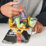Treasure X Monster Gold Mega Monster Lab Playset