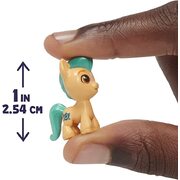 My Little Pony Mini World Magic Crystal Keychain Hitch Trailblazer Portable Playset 