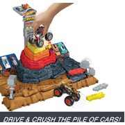 Hot Wheels Monster Trucks Arena Ultimate Crush Yard Playset