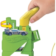 Hot Wheels City Super Recharge Fuel Station With 1:64 Scale Toy Car