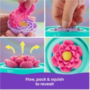 Kinetic Sand Squish Blossom Playset