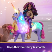 Unicorn Academy Sophia Doll and Rainbow Light-Up Wildstar Unicorn