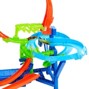 Hot Wheels Stunt Tracks Mid-Air Crash Playset