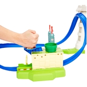 Hot Wheels Mario Kart Circuit Slam Track Set
