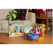 Polly Pocket Collector Peanuts Compact