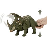 Jurassic World Camp Cretaceous Sound Strike Sinoceratops