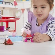 Peppa Pig Adventures Peppa?s Family Motorhome Playset