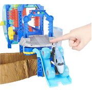 Monster Jam 1:64 Truck Wash Playset - Megalodon Monster Wash