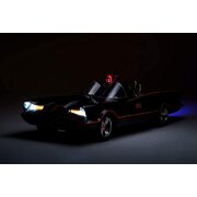 Jada 1:18 Classic TV Series 1966 Batmobile with Lights Batman and Robin 98625