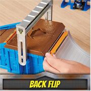 Monster Jam Mini Freestyle Flip Arena Playset