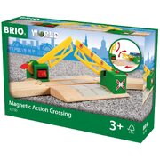 Brio World Magnetic Action Crossing 1pc 33750