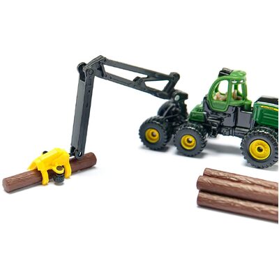 Siku 1652 John Deere Harvester - 1:87 Scale